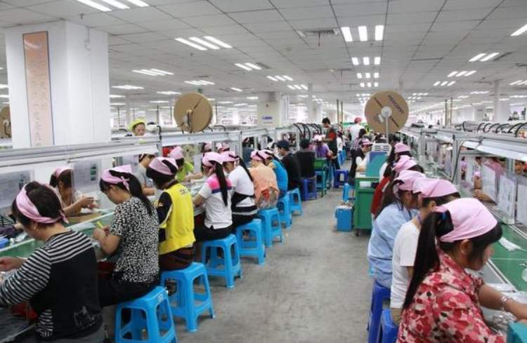 “代工之王”富士康坎坷成长路,为什么富士康代工能这么强大