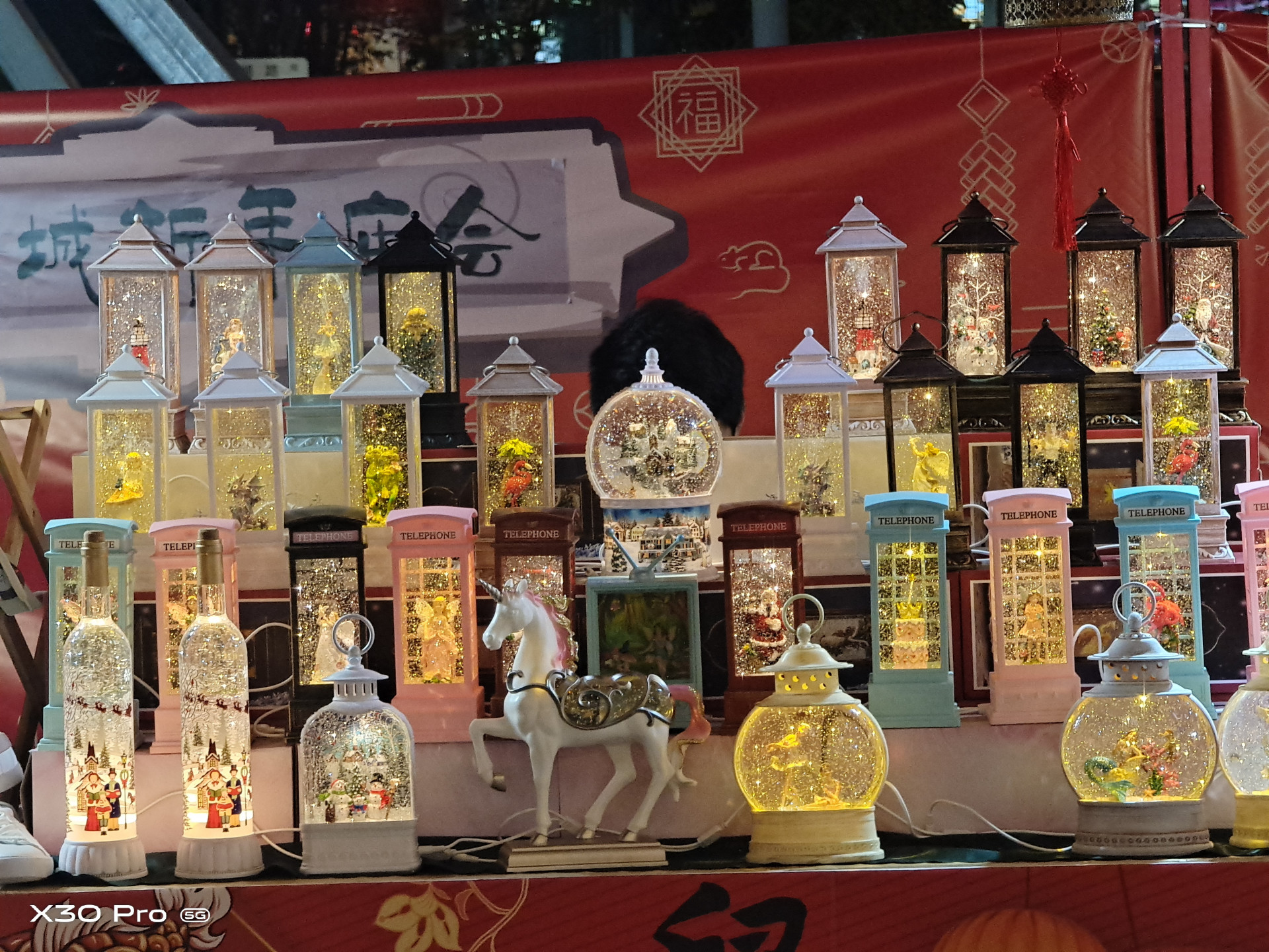 vivox30pro搭载三星5g芯片980,vivox30pro是第一款5g手机