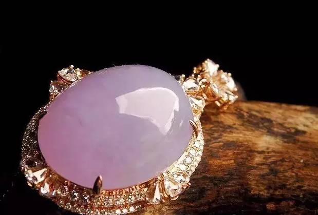蓝底紫罗兰翡翠,粉紫罗兰和蓝紫色翡翠哪个更值钱