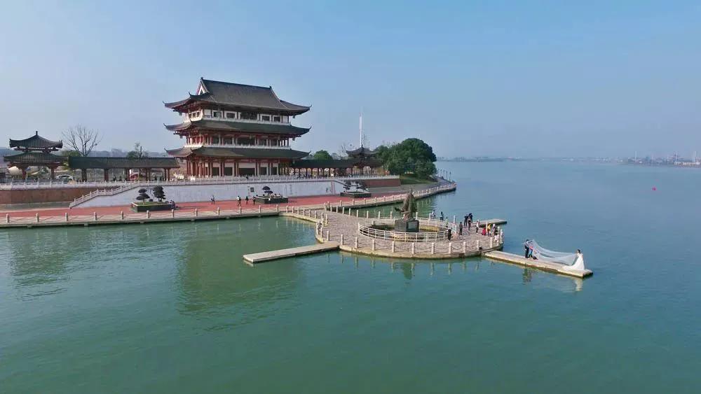 秋日古诗刘禹锡,秋日刘禹锡古诗