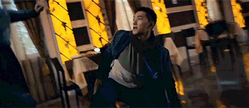 年轻的成龙有多能打,66岁的成龙还会武功吗