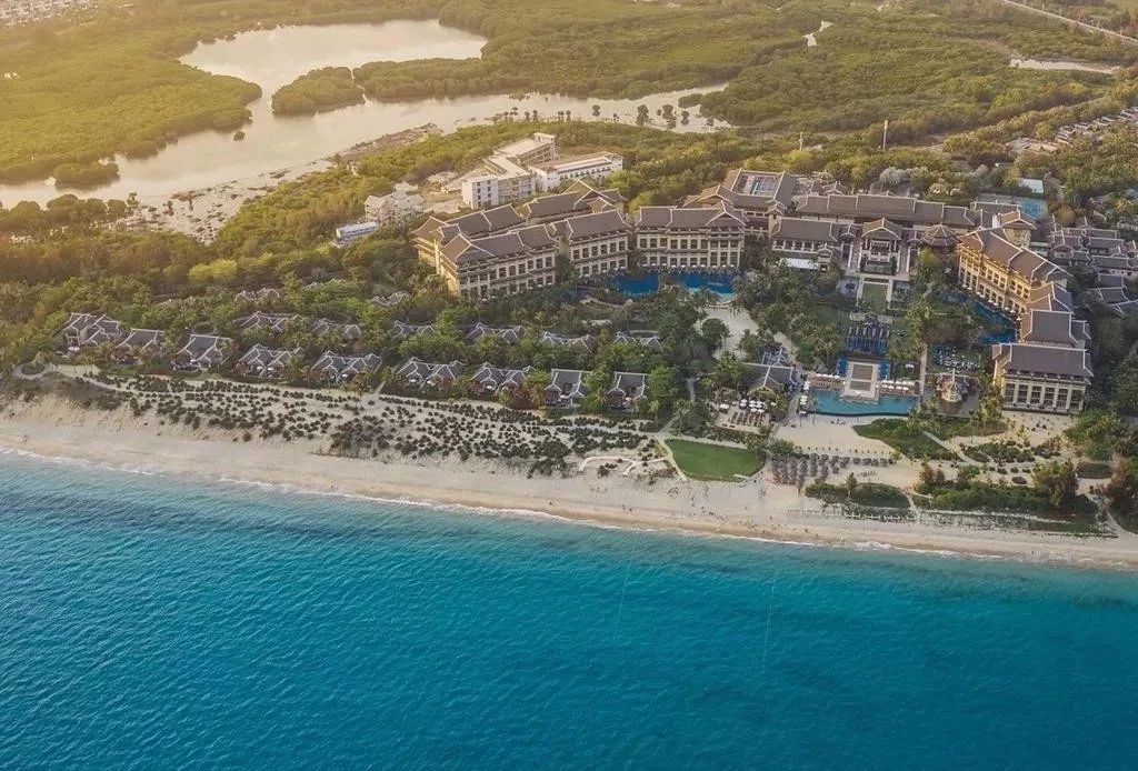 三亚值得去的高端酒店,三亚豪华海景酒店自由行