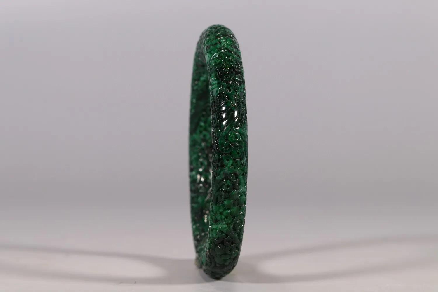 翡翠挂件分享,分享几款翡翠