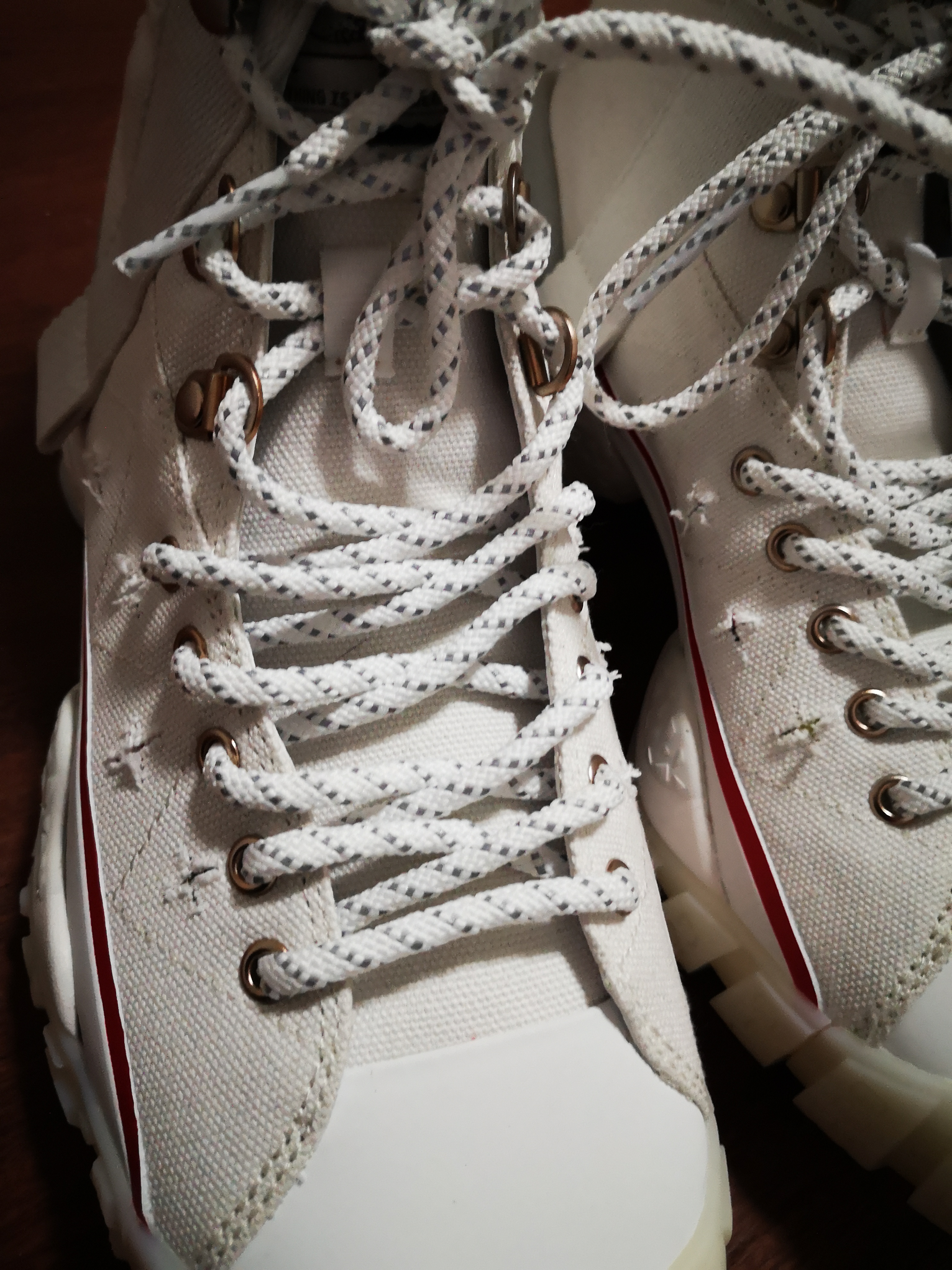 李宁鼠咬天开来了！最具中国风+可撕鞋面+盲盒玩法…满是惊喜