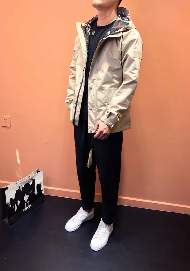 巴宝莉风衣好穿么,香港巴宝莉风衣