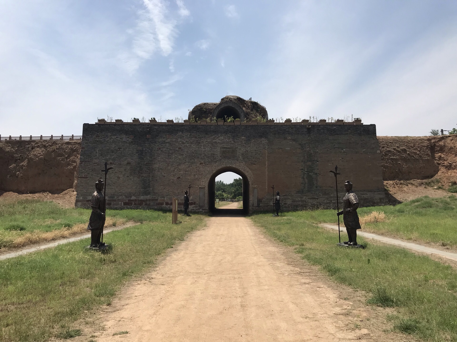 三门峡市黄河大坝旅游景区,河南省三门峡市旅游景点