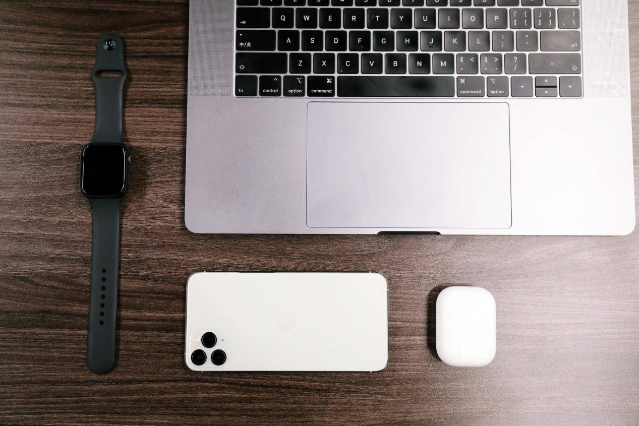 协同创造效率，智能提升幸福，苹果全家桶，融合你的精彩生活