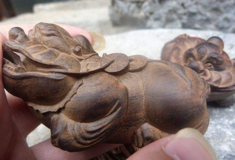 文玩初学者玩什么手把件,文玩新手适合玩什么手把件