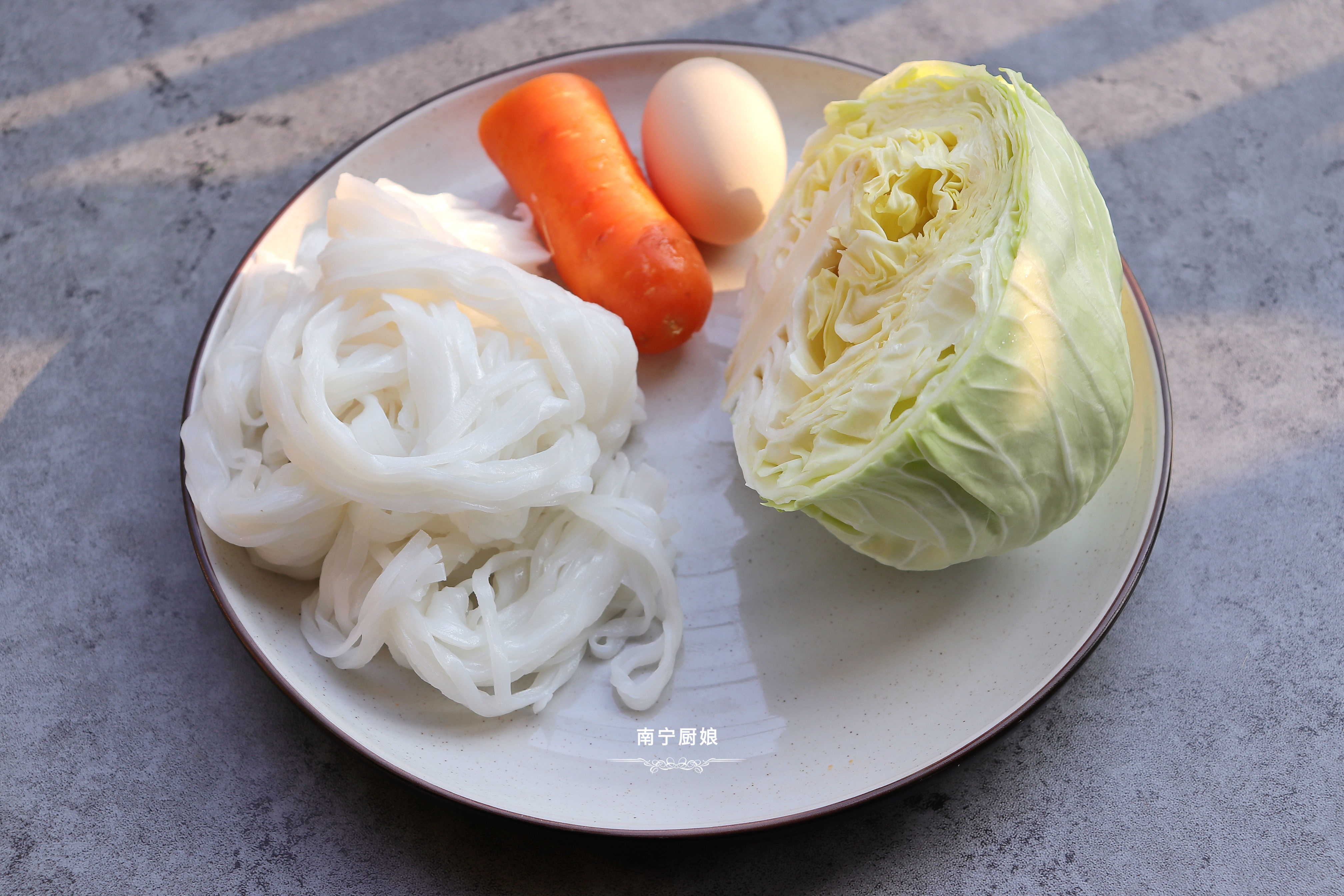 炒粉怎么做才不会烂,炒粉怎么让不粘不坨又好吃