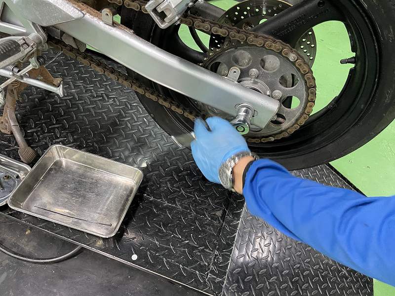 摩托车前链条改16齿,摩托车换牙盘链条教程