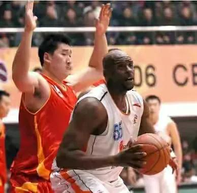 辽篮外援莫兰德水平,辽篮铁定换外援了吗