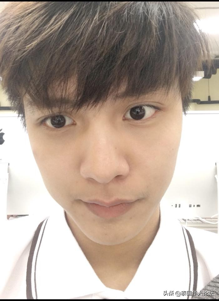 泰国*男美**斥资百万整容变性成美女