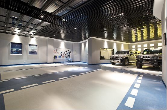 真正的豪宅车库,这样考虑