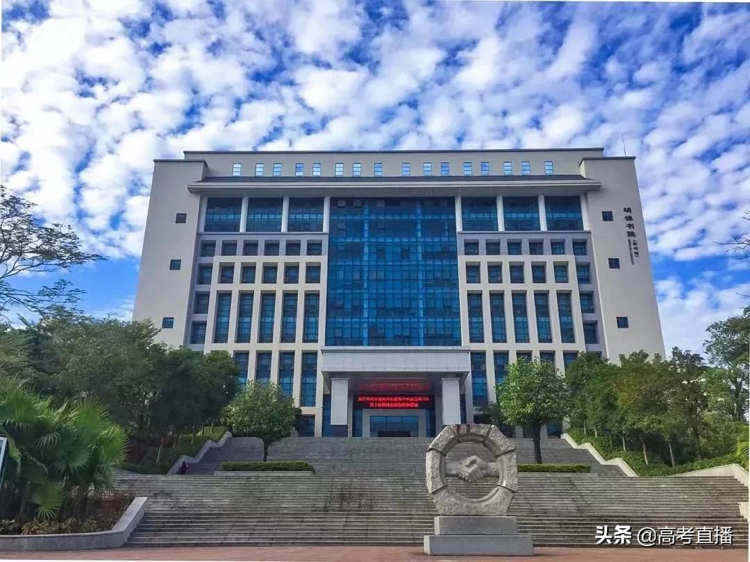 深圳最好的深职院校,深职院全国排第一专科大学