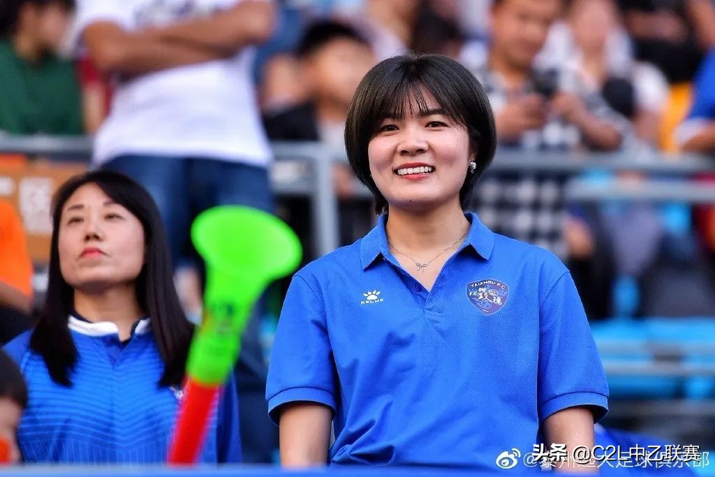 专刊“诚”攻与“城”功：足球荒漠变绿洲，因你更爱这座城（上）