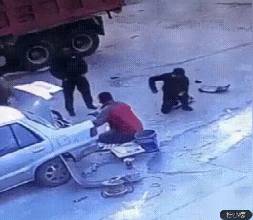 朋友圈向男神表白的句子,发个朋友圈仅一人可见