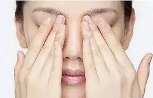 脂肪粒的预防以及去除方法,怎么预防眼部长脂肪粒的方法