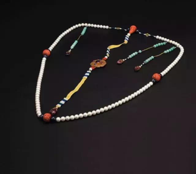 古代女人的首饰,古代女子的首饰描写