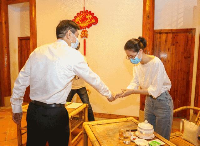 咱厝书记刘文儒带你在晋江逛街咯！