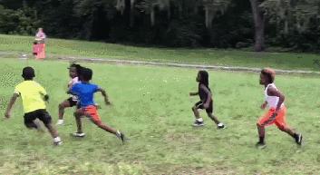 美国腹肌男小孩,8岁肌肉男孩腹肌