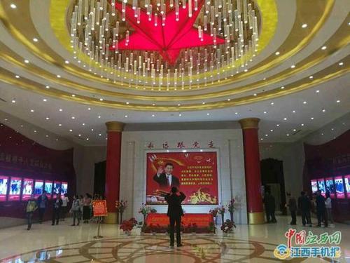 汾阳贾家庄现在开着么,汾阳贾家庄多少岁免票