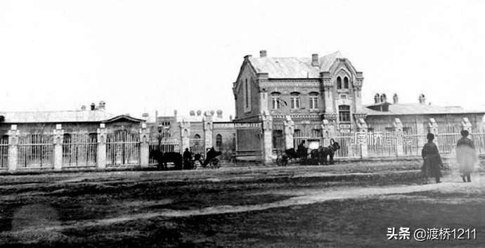 图说·哈尔滨丨哈尔滨医大四院，1899年始建，留存部分俄式老建筑