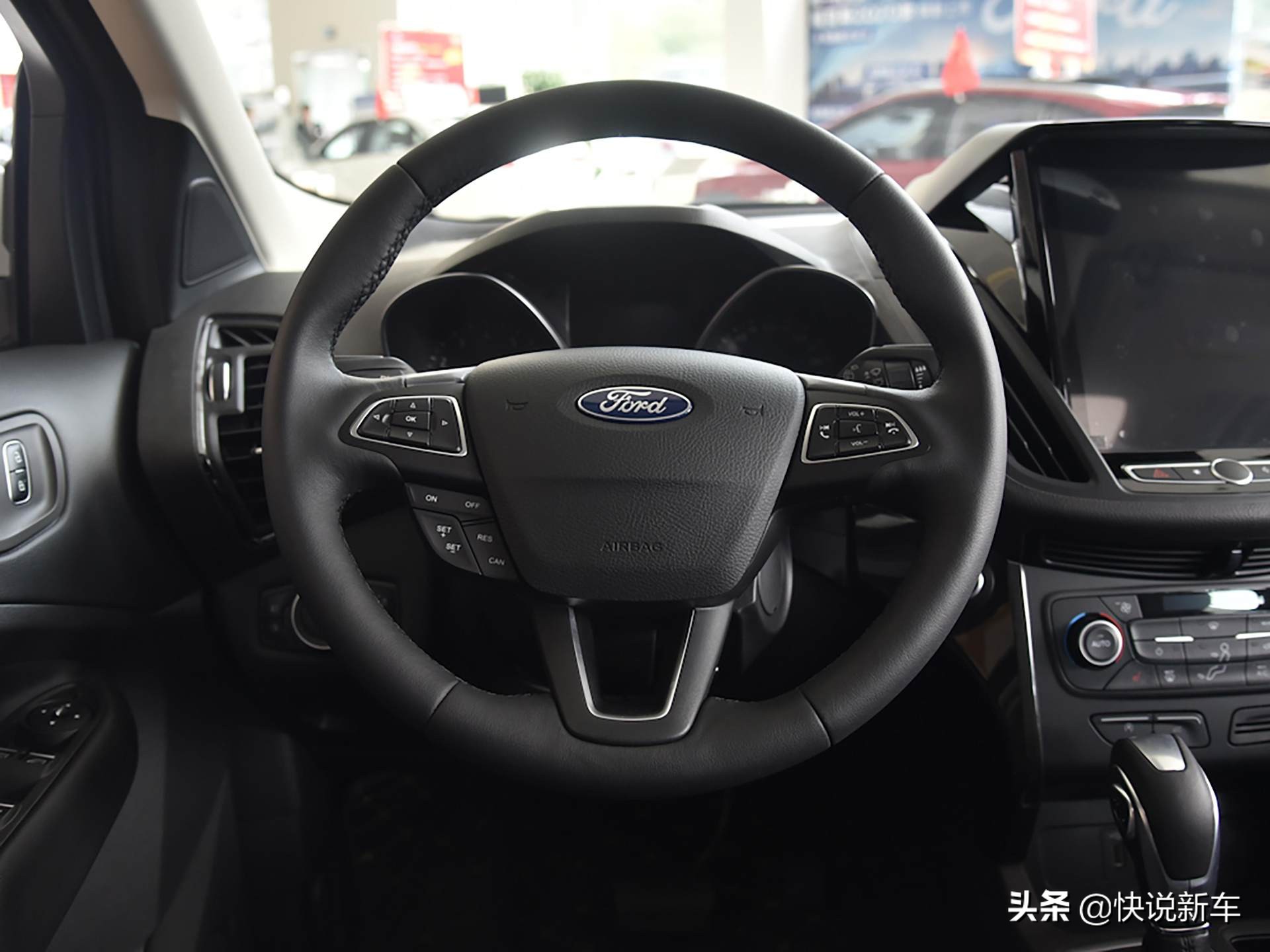 全球实拍福特翼虎,福特翼虎最顶配是全时四驱吗