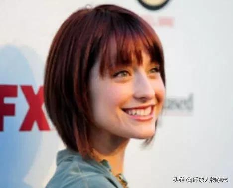 *脑洗**、性买卖、捞钱，美国女护士创“性*教邪**”，信徒多为富翁名流