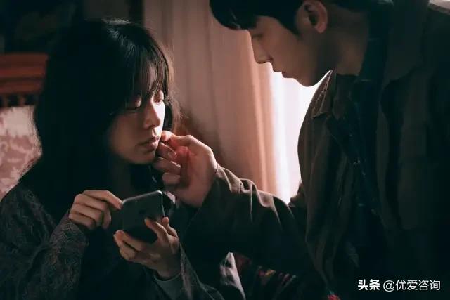 伴侣总是让自己情绪失控怎么办,伴侣情绪化