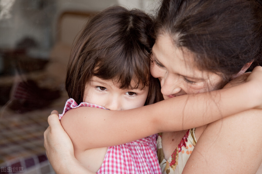 当孩子说害怕怎么回答,当小孩说我害怕我们应该怎么说
