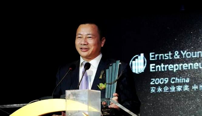 巨亏163亿股票为什么会涨,st德豪2024年能摘帽吗