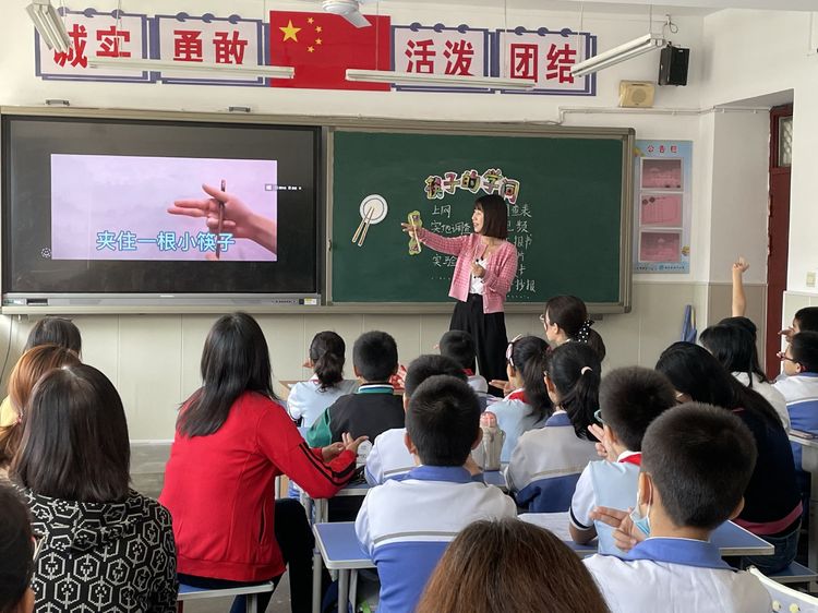 小学校际教研交流活动报道,片区联片教研活动报道