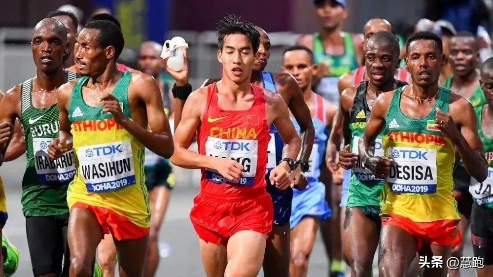 跑者简单实用的力量训练,配速5分钟节奏跑的正确训练方法