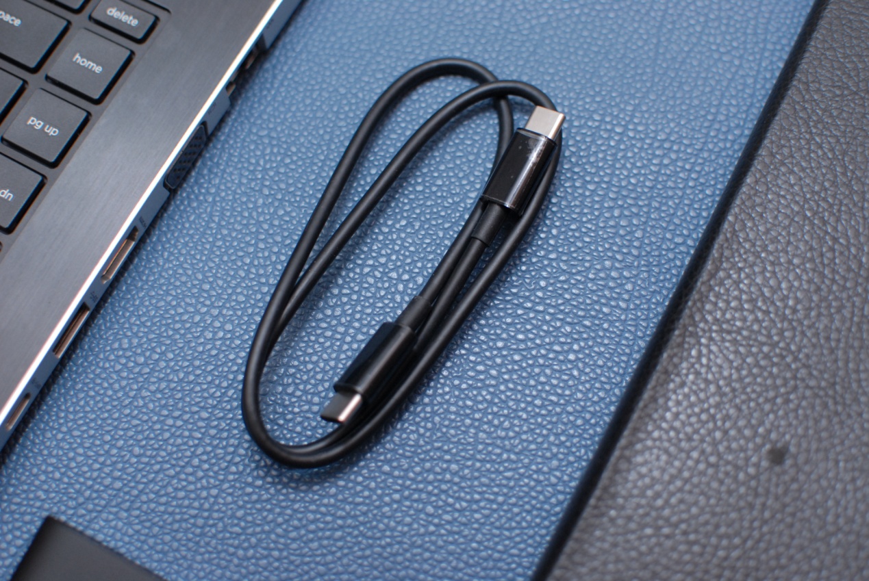 小米移动电源3超级闪充版最高55W,小米移动电源3超级闪充和高配版