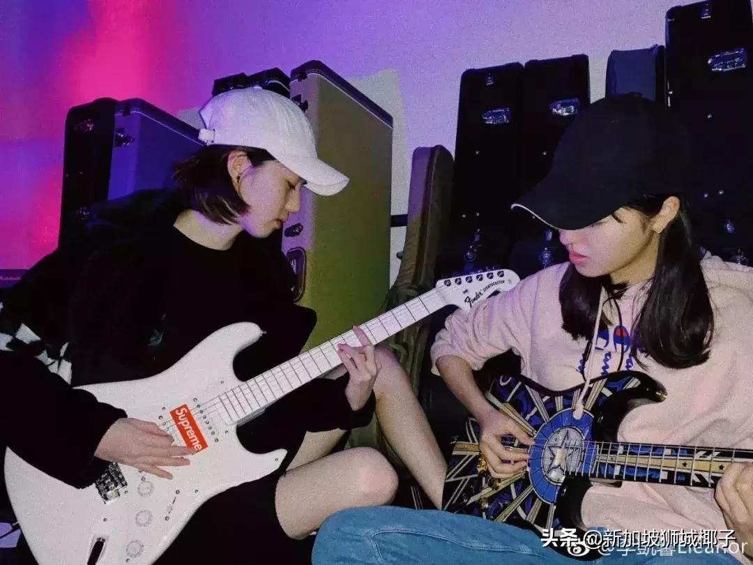 新加坡星二代被微博网友骂哭了...