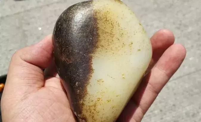 正宗俄料羊脂玉老坑,老坑羊脂玉和羊脂白玉区别