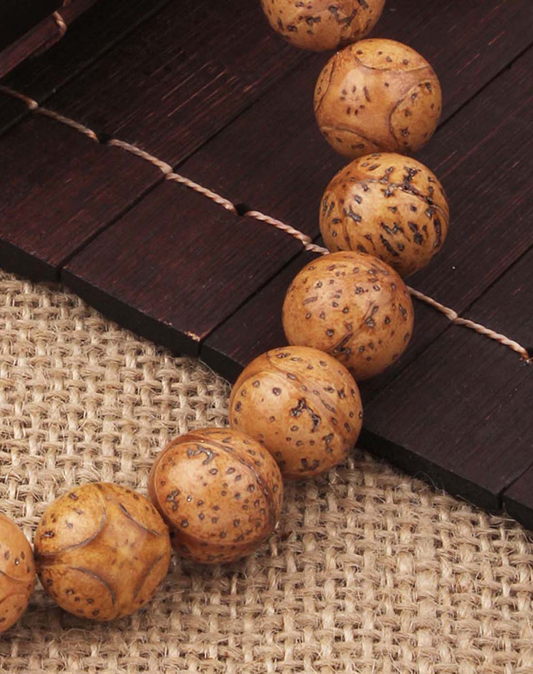 菩提都有哪种,菩提里面有朱砂粉才是真菩提吗