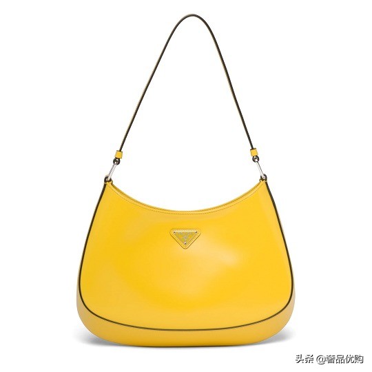 prada新款刺绣宽肩带,prada三角徽标外套