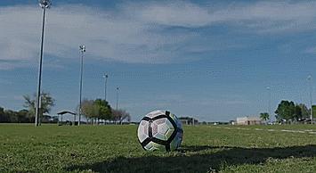 长传球的五个步骤,精准长传教学