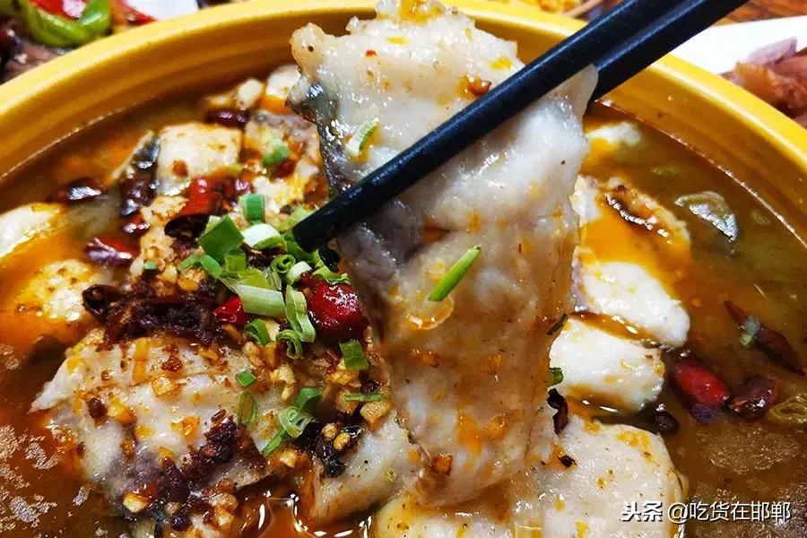 工业风和现代风设计餐饮,工业风和复古融合的餐厅