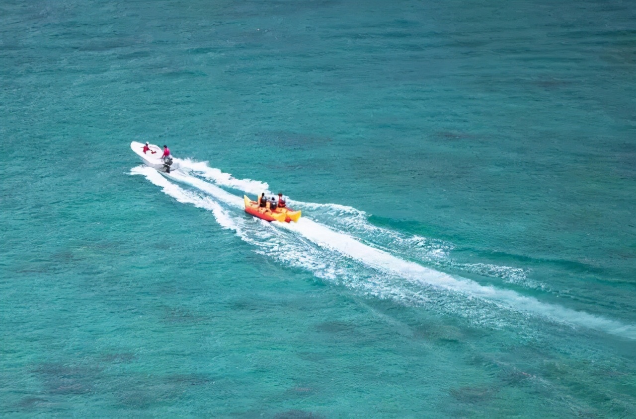 板辽梦幻沙滩,板辽湖金沙滩嗨翻夏夜