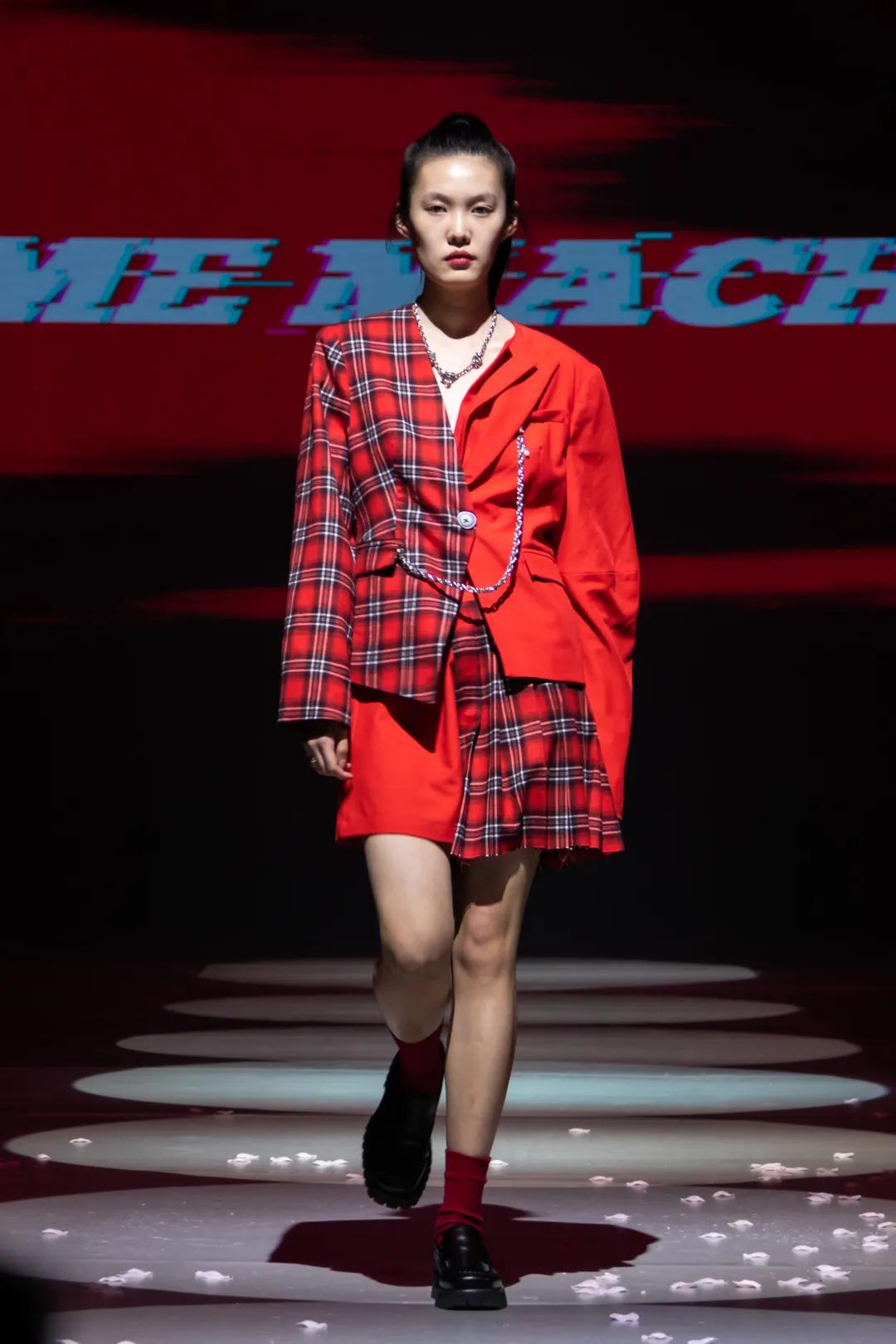 2021年清华服装设计毕业秀,中国优秀的服装设计毕业秀