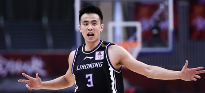新疆辽宁比赛郭艾伦,赵继伟激起齐麟斗志