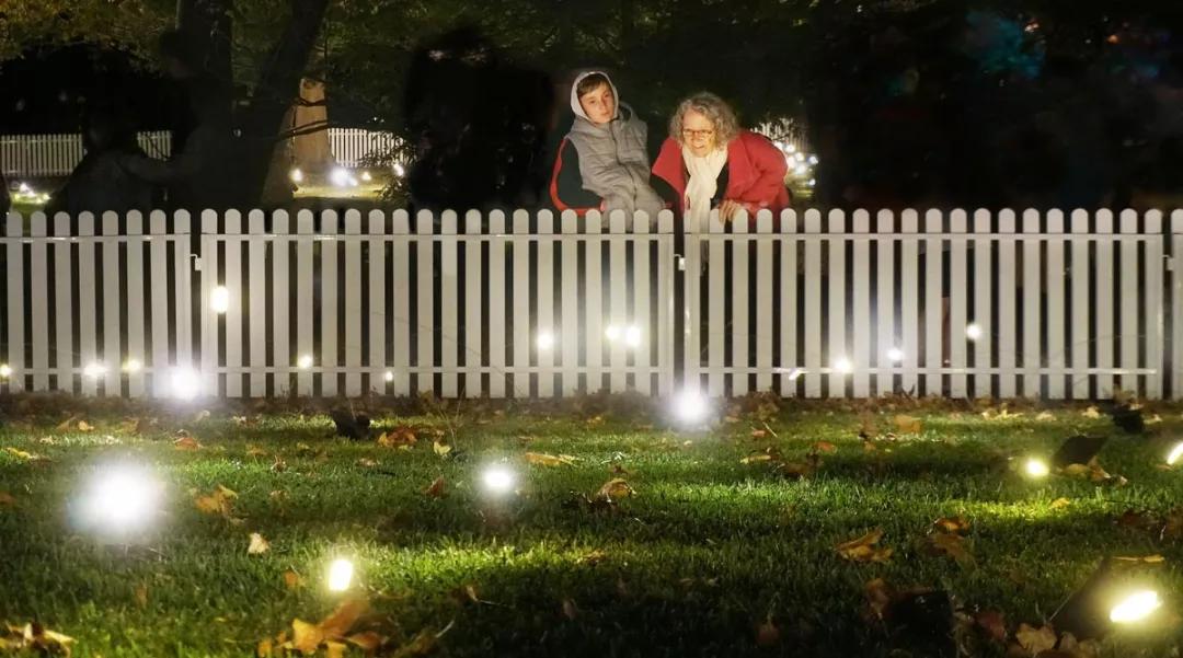 美得足以让人忘记时间流逝,美得让人静止的瞬间