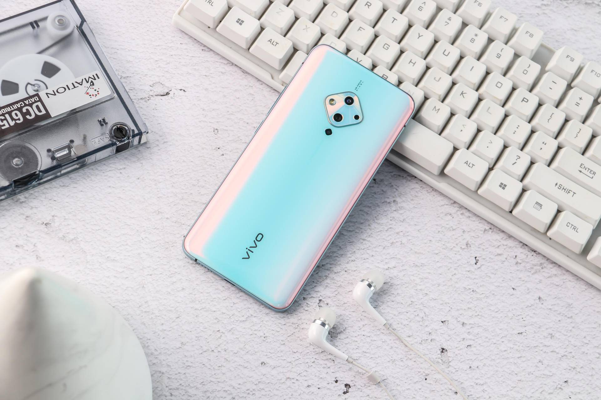 vivos15e科技美学,从菱感美学中走出的vivos5