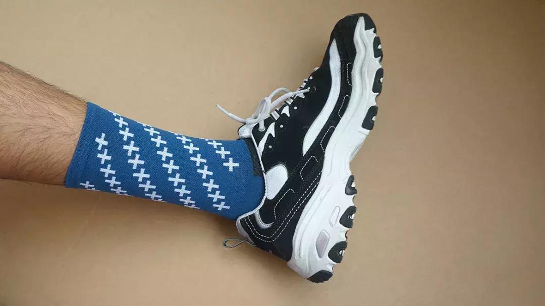 名不见经传的国货老品牌,dh夏季运动吸汗速干压缩骑行袜