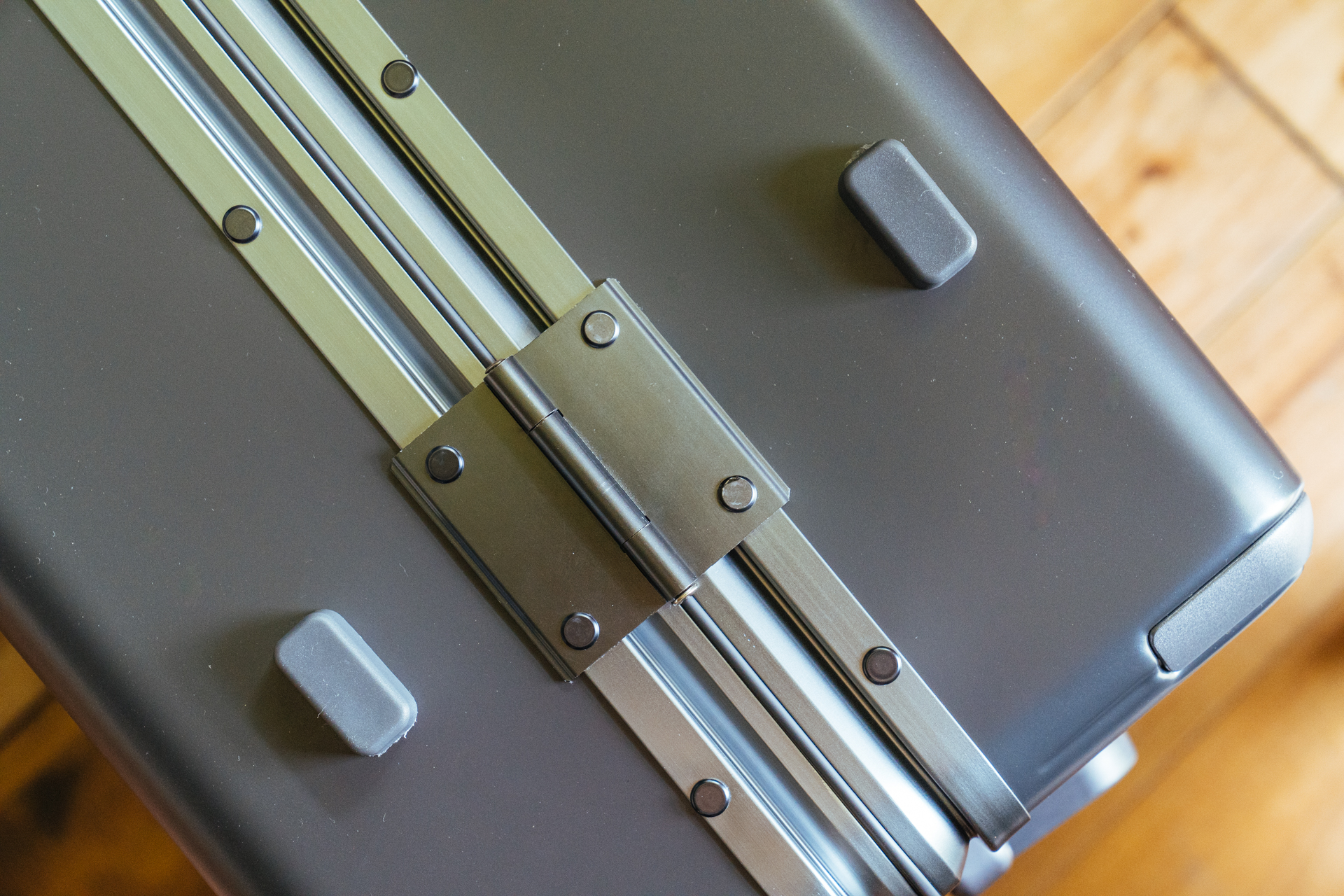 简约有范儿地平线8号行李箱,24寸地平线8号行李箱评测