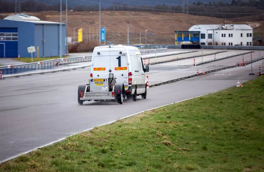 卢森堡是谁的属国,卢森堡是谁呀