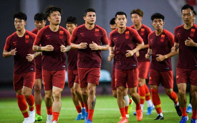 朱婷回归备战女排联赛,朱婷令人心疼