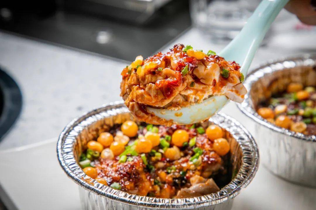 重庆九龙坡小吃一条街夜市,重庆排名第一的美食街